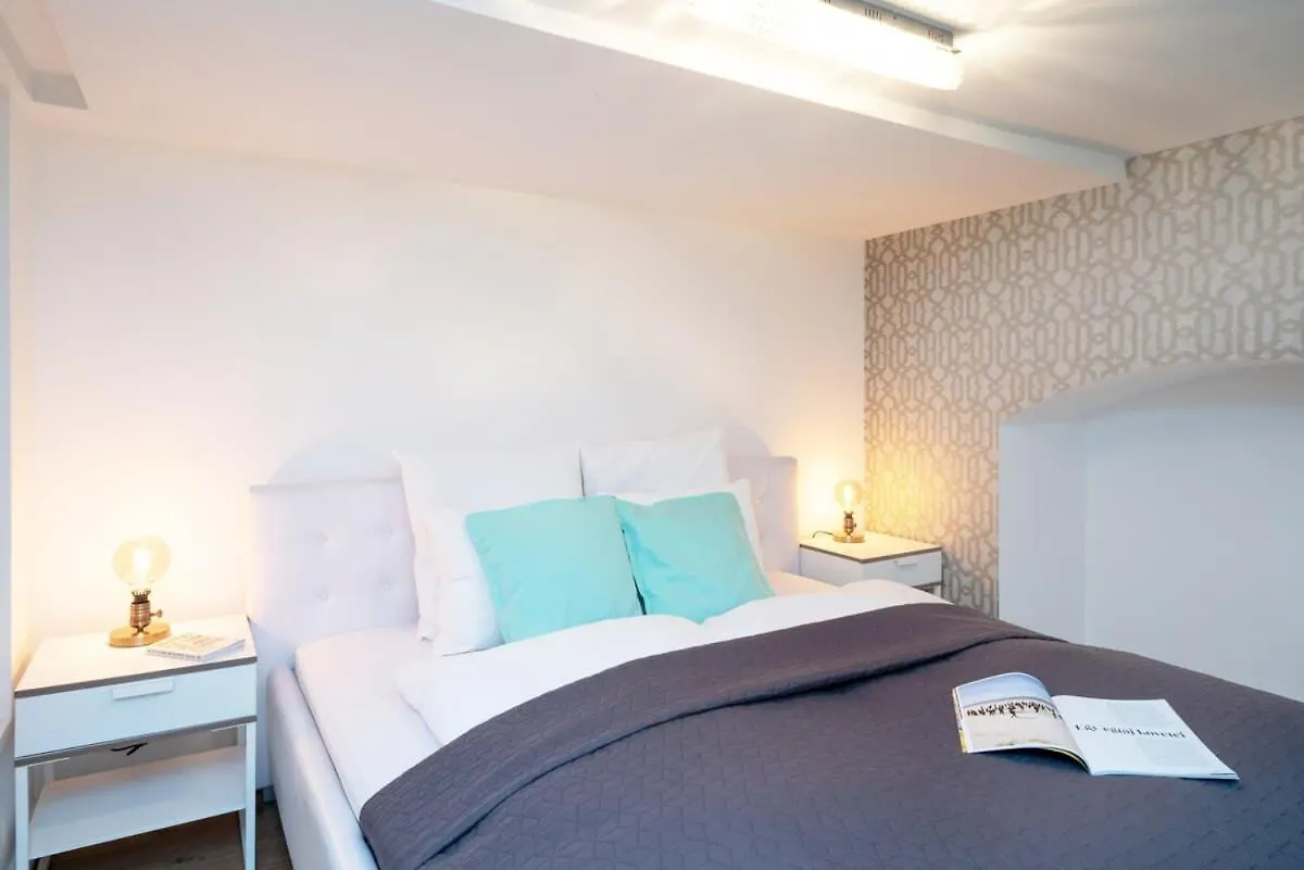 Super Central Apartment With A/C Boedapest
