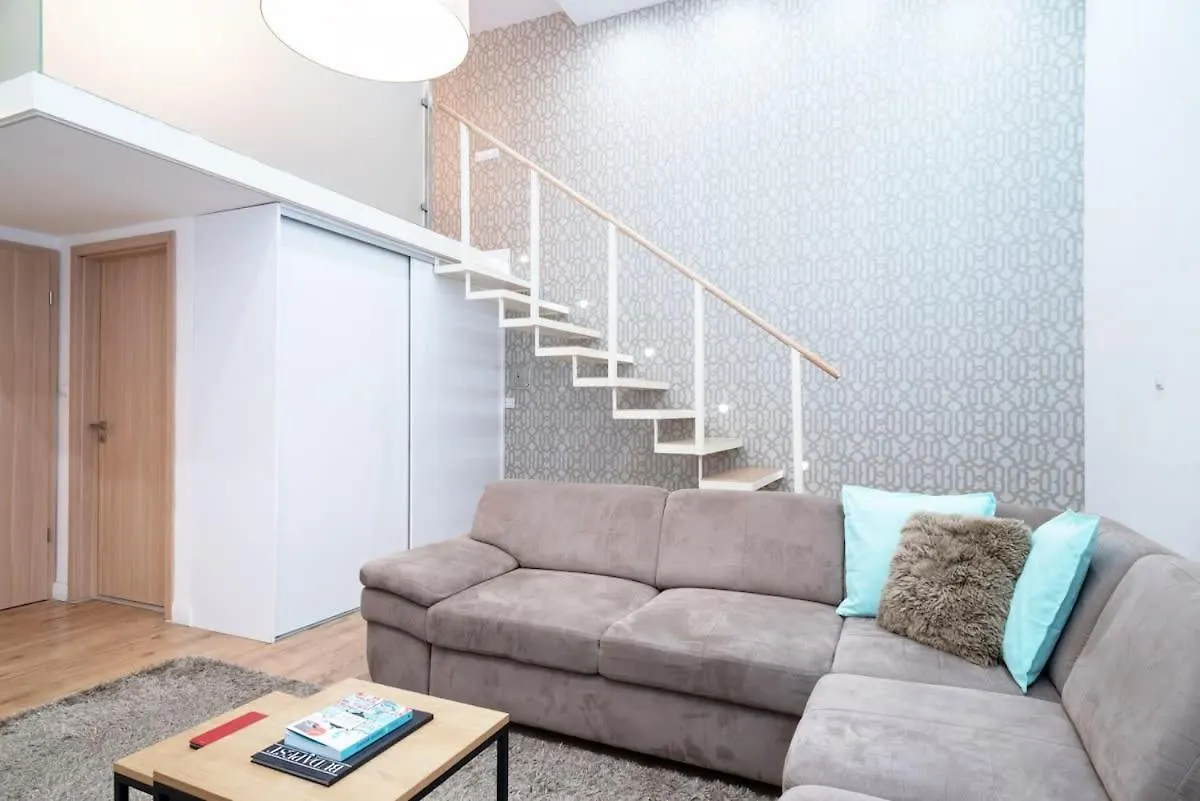 Super Central Apartment With A/C Boedapest